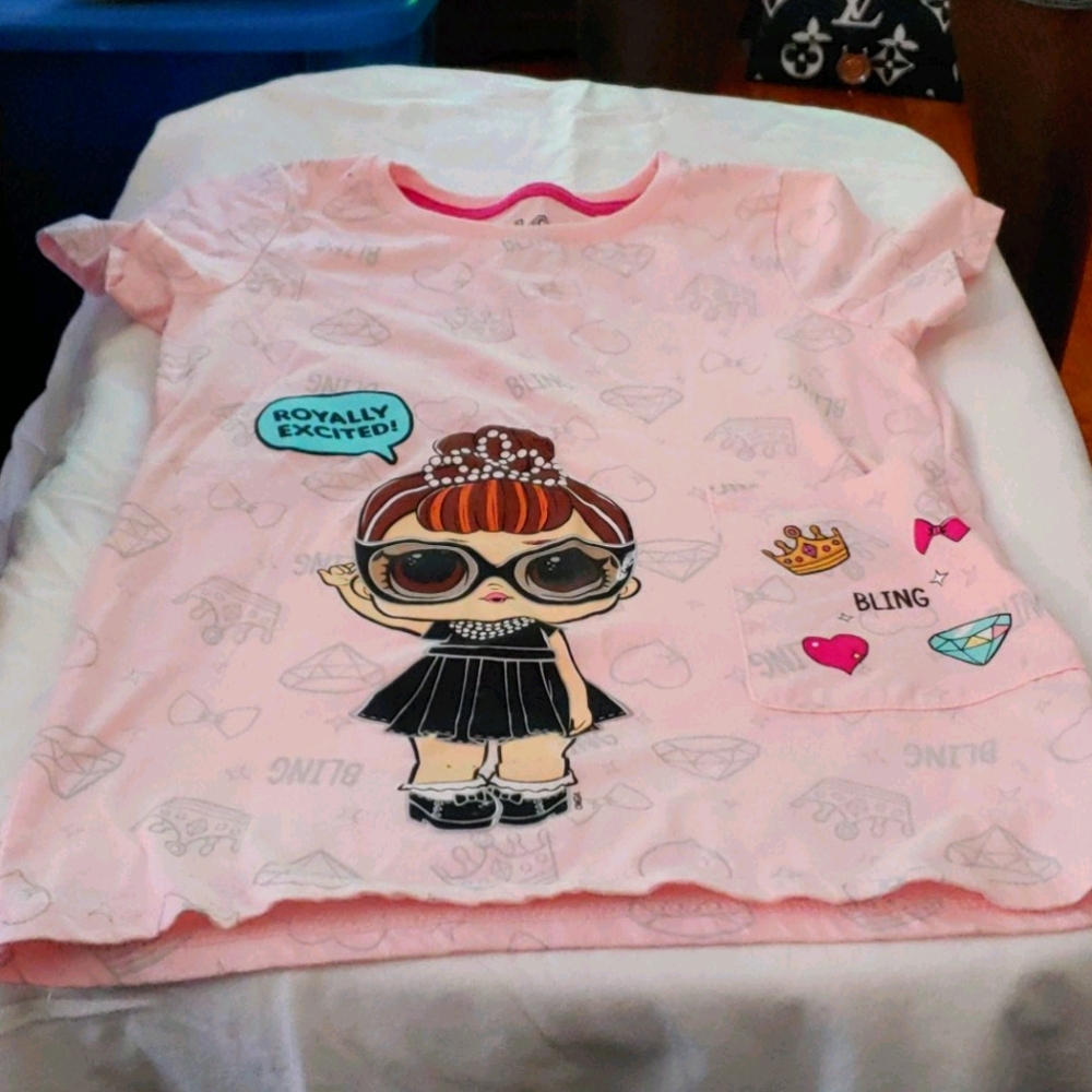 T-shirt